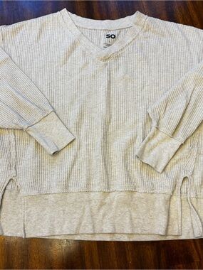 SO Women's Cream Waffle-Knit V-Neck Sweater Large Oversize
